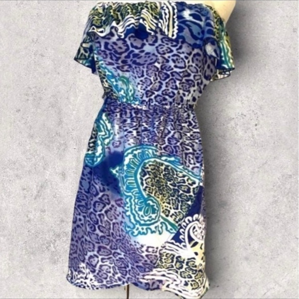 City Triangles | Junior’s Strapless Ruffle Top Dress | 100% Polyester‎ | Small |